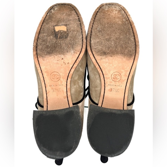 Chanel Interlocking CC Logo Suede CC Lace Up Short Heeled Cap Toe Boots - Picture 6 of 8